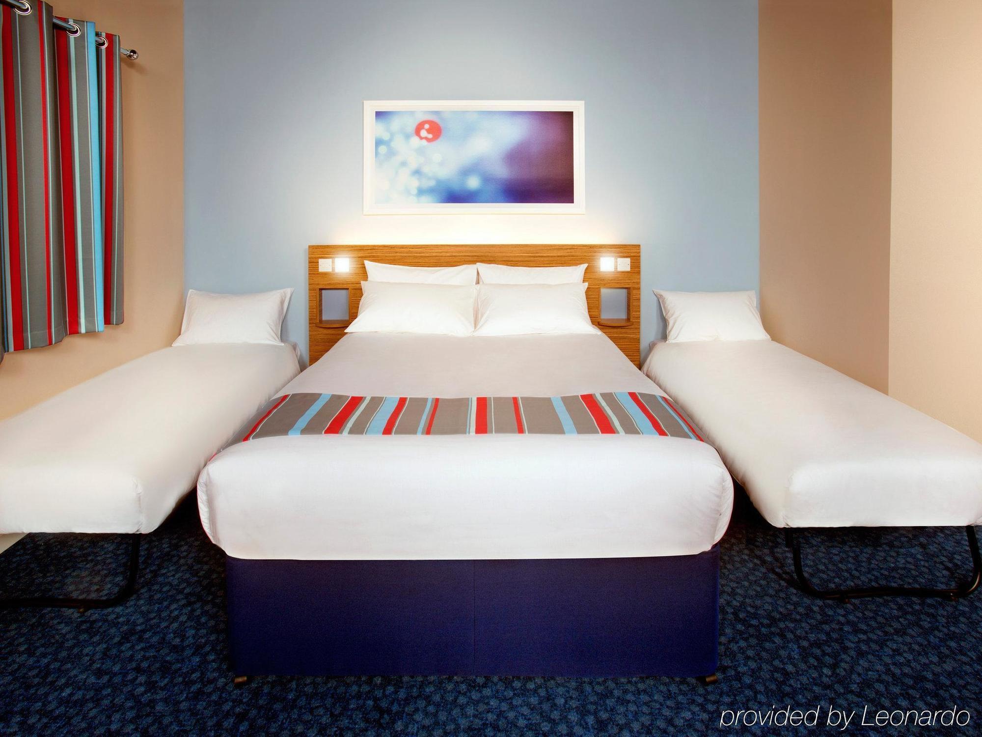Travelodge London Woolwich מראה חיצוני תמונה