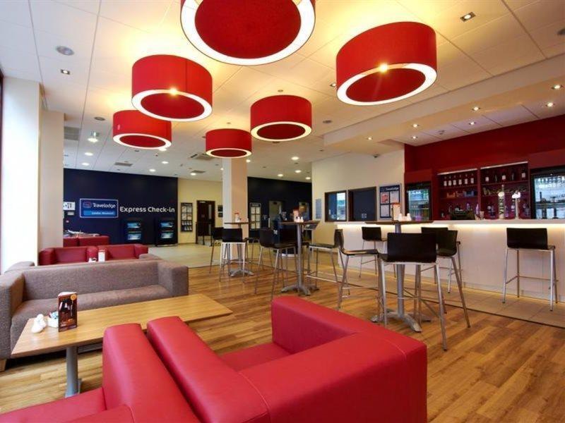 Travelodge London Woolwich מראה חיצוני תמונה