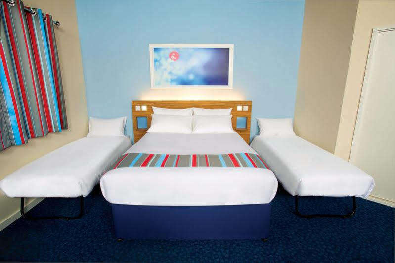 Travelodge London Woolwich מראה חיצוני תמונה