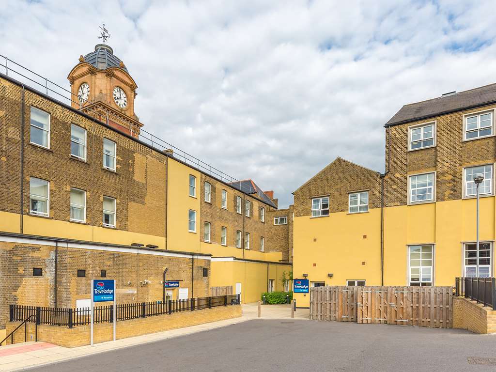 Travelodge London Woolwich מראה חיצוני תמונה